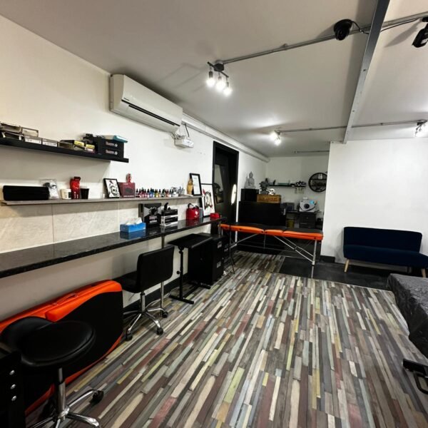 b7f23db9-28e2-468f-9977-1e6ba8096be4